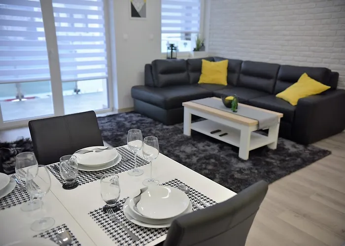 Platan Opieszyn 2 Wrzesnia (Wrzesnia)